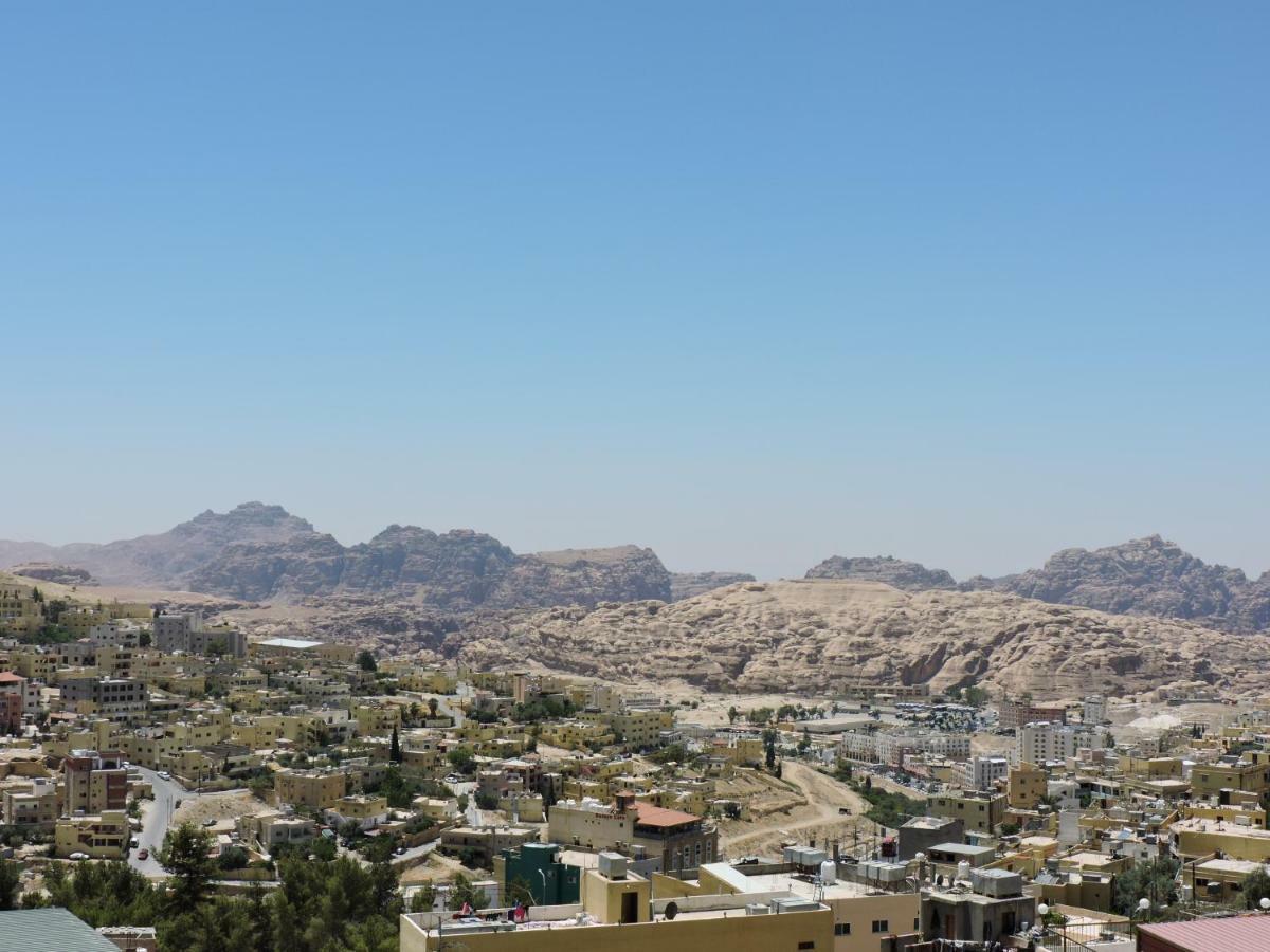 Valentine Inn Luxury Wadi Musa Eksteriør billede