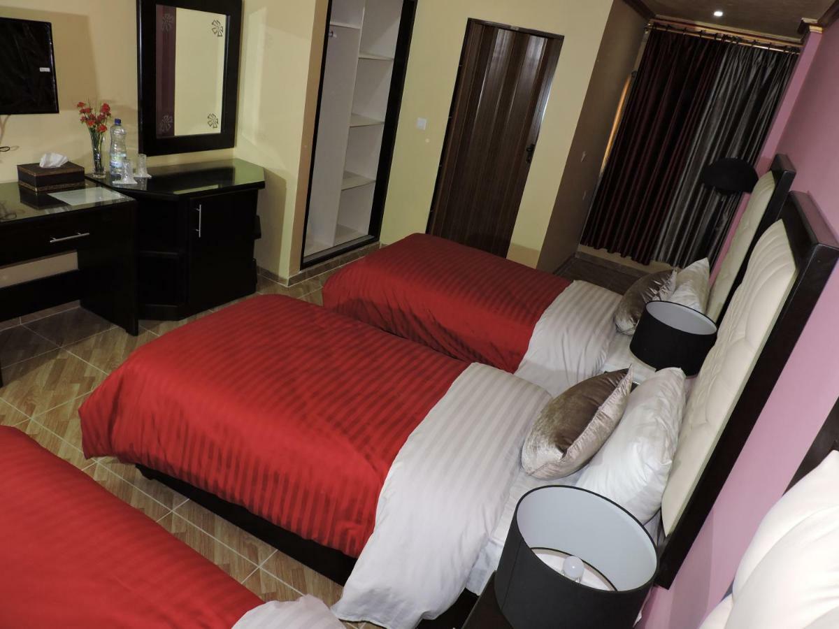 Valentine Inn Luxury Wadi Musa Eksteriør billede