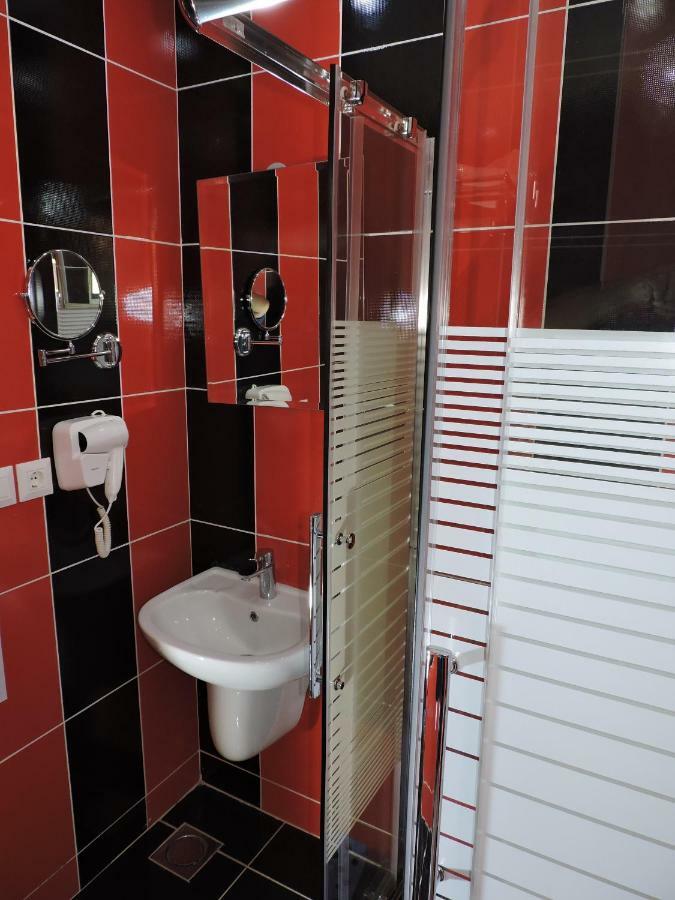 Valentine Inn Luxury Wadi Musa Eksteriør billede