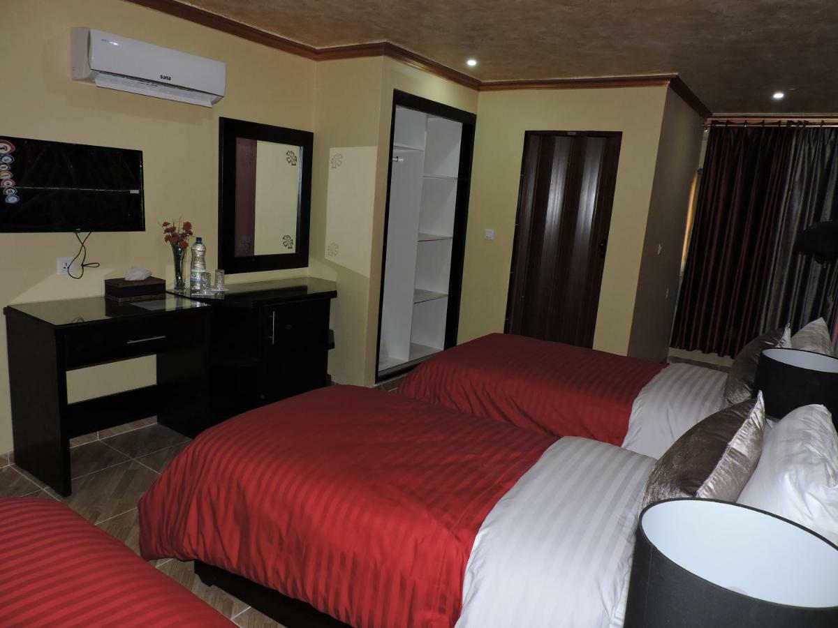 Valentine Inn Luxury Wadi Musa Eksteriør billede