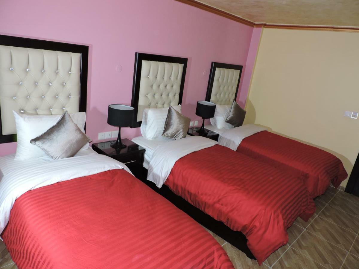 Valentine Inn Luxury Wadi Musa Eksteriør billede
