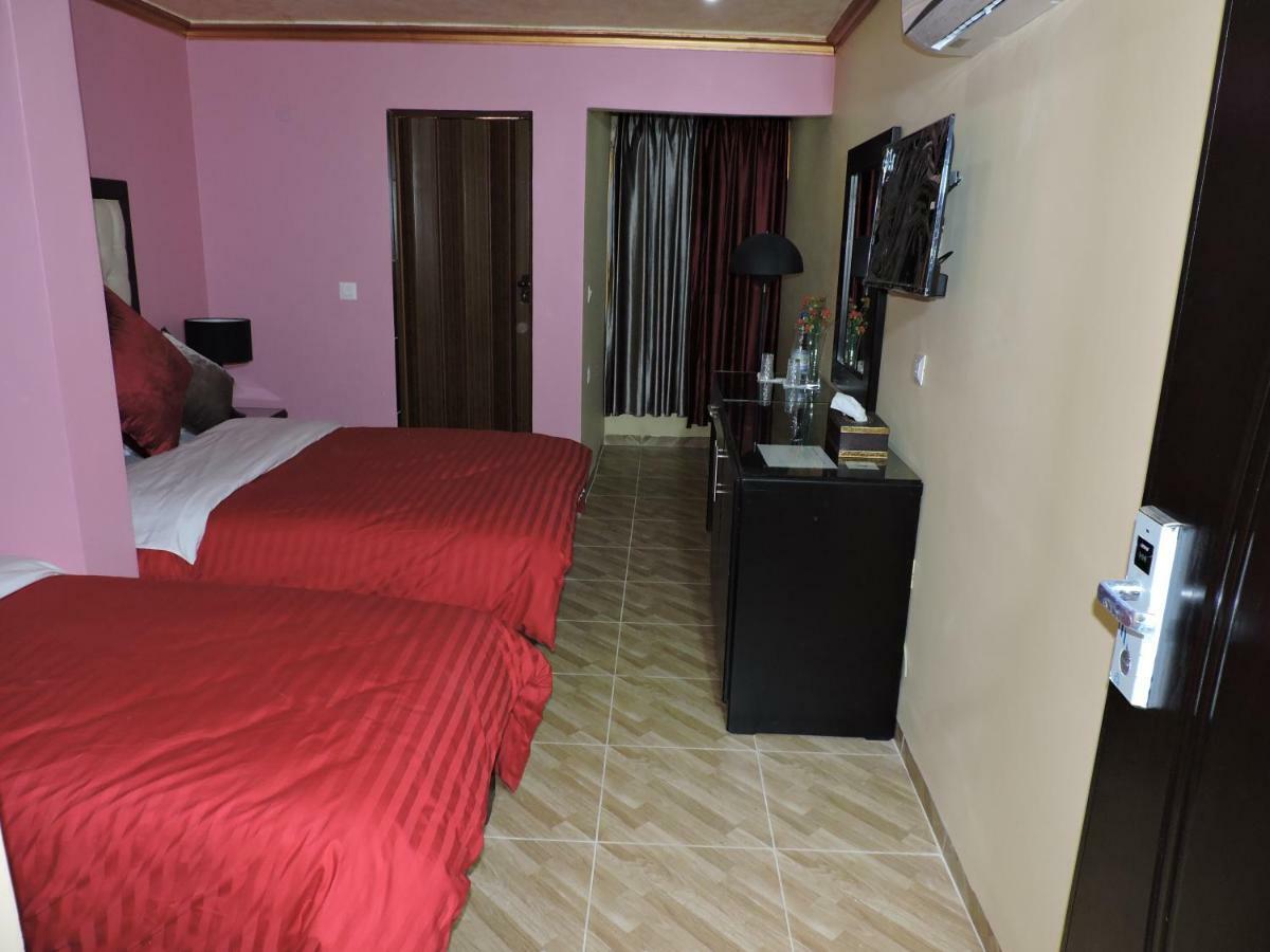 Valentine Inn Luxury Wadi Musa Eksteriør billede