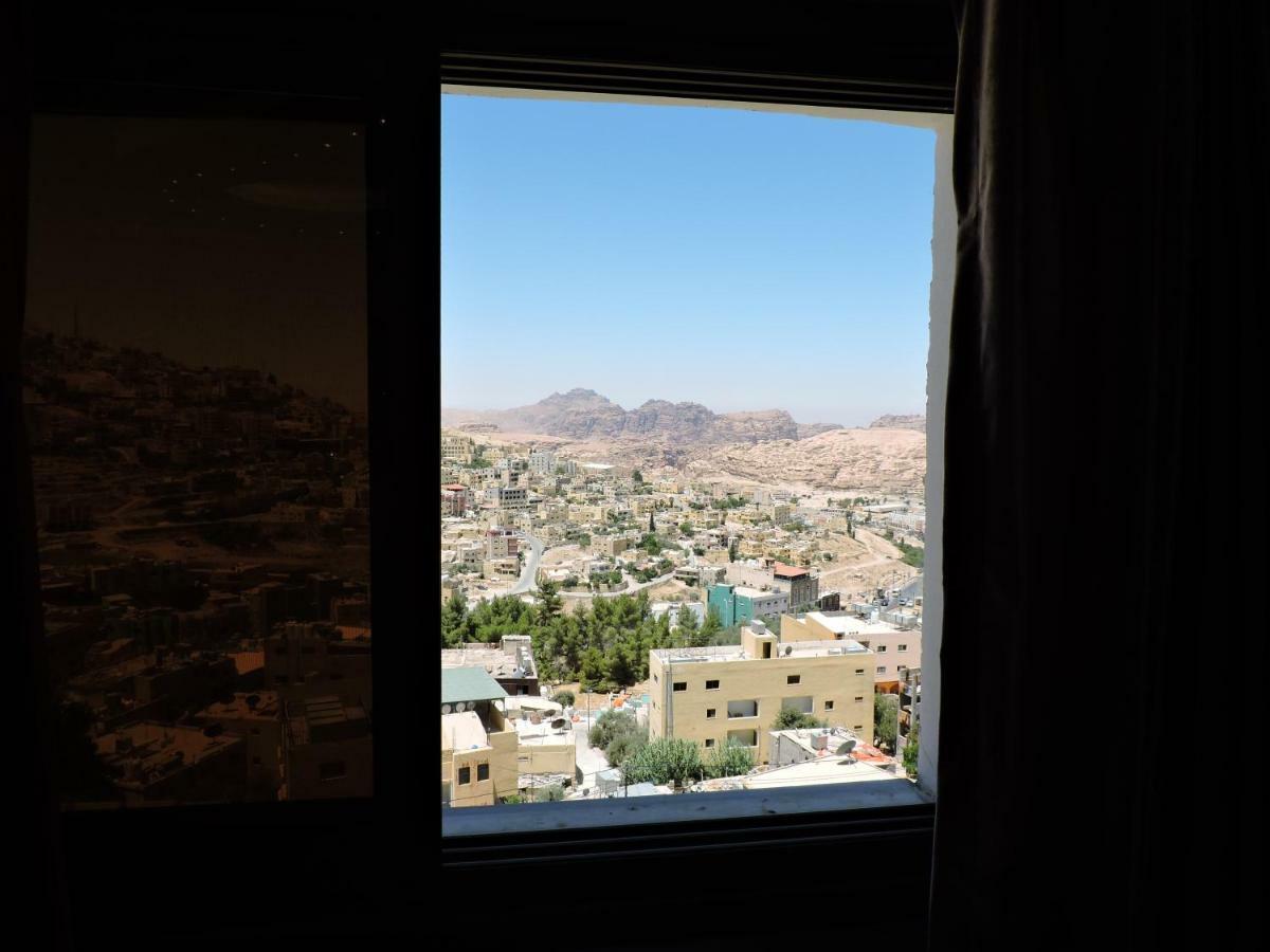 Valentine Inn Luxury Wadi Musa Eksteriør billede