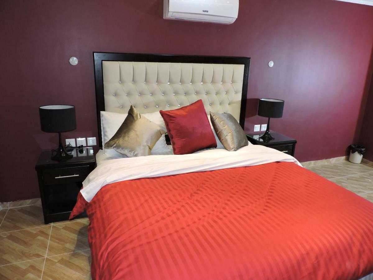 Valentine Inn Luxury Wadi Musa Eksteriør billede