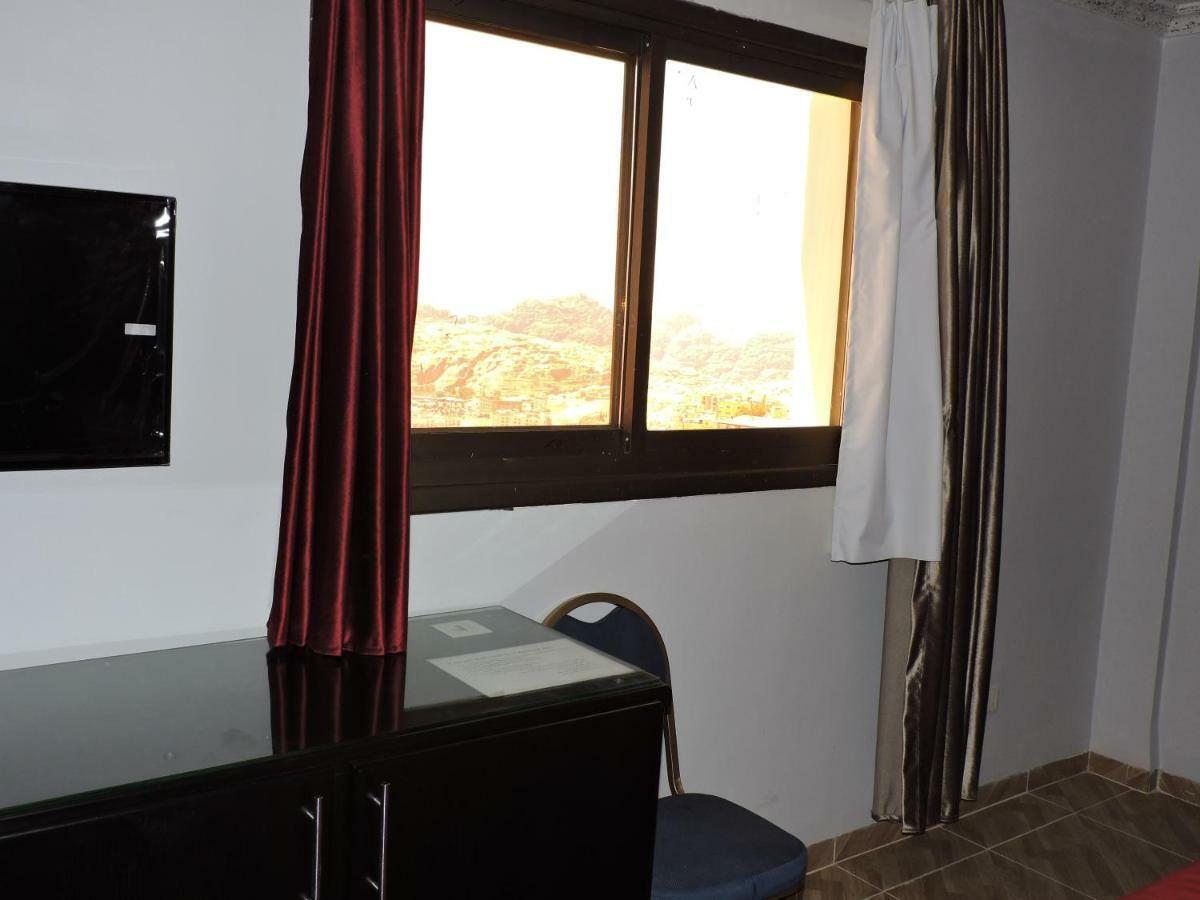 Valentine Inn Luxury Wadi Musa Eksteriør billede