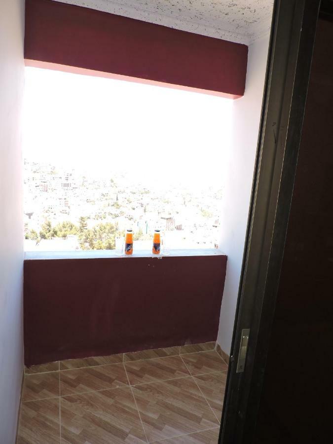 Valentine Inn Luxury Wadi Musa Eksteriør billede
